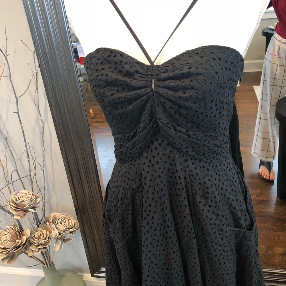 Dress - Picture 2 of 5